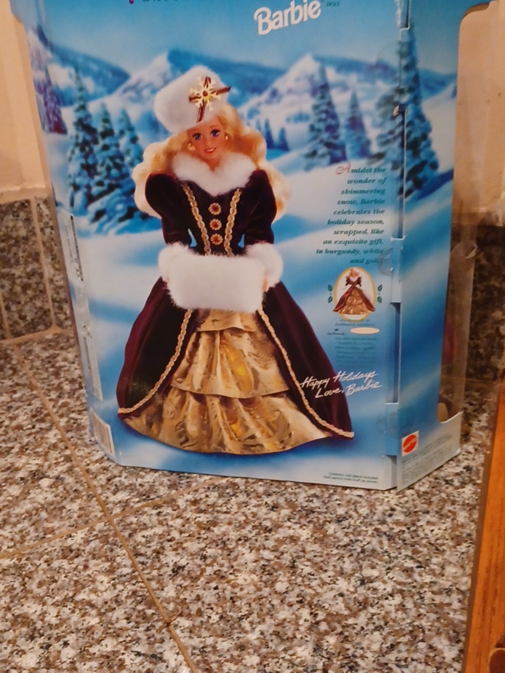 Barbie Burgundy & Gold Velvet Holiday Doll New In Box 1996 - Picture 3 of 9